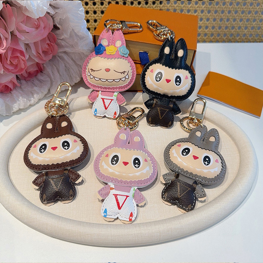 Labubu Keychains Designer Luxury Ornament Leather Keychain Doll Pendant Keychain Leather Fashion Accessories Unisex Car Key Gift Box Leather Bag Decoration