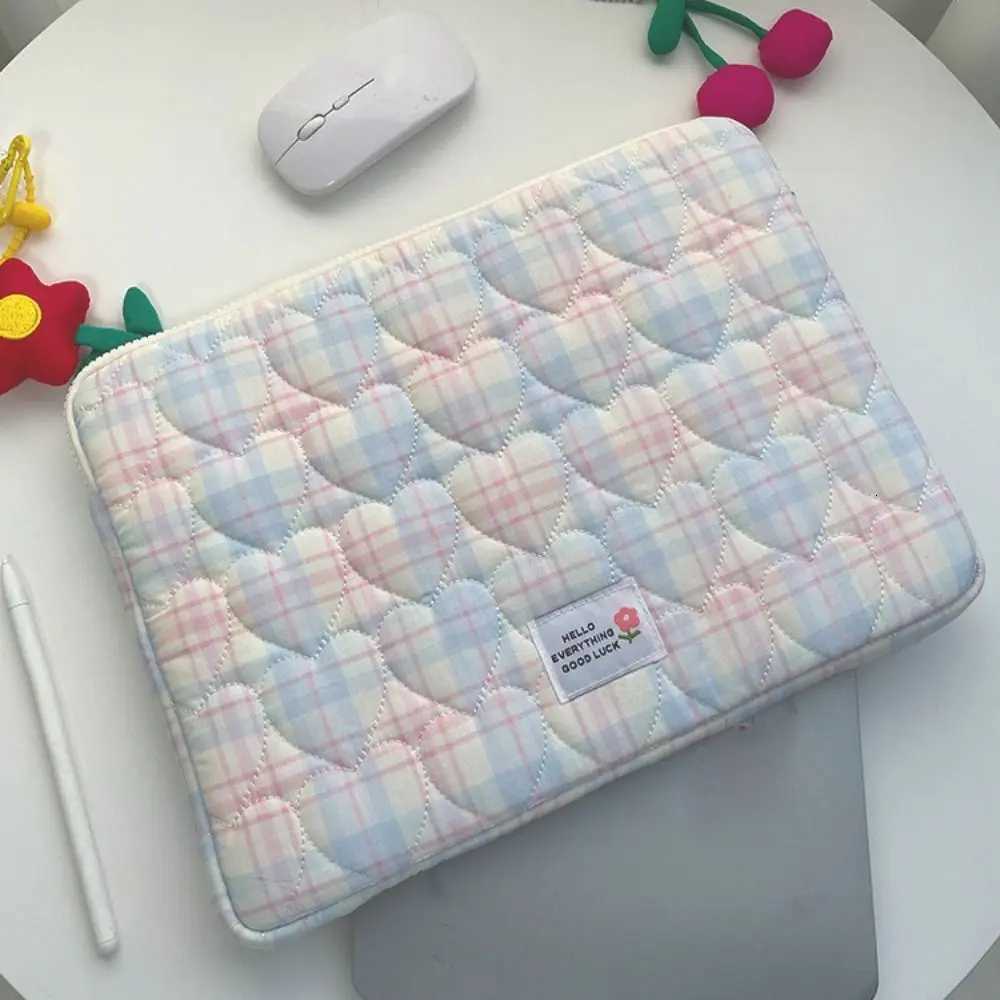 New Cute Laptop Bag Sweet 11 Inch14 Inch15 Inch Notebook Protection Case Love Laptop SleeveW251015