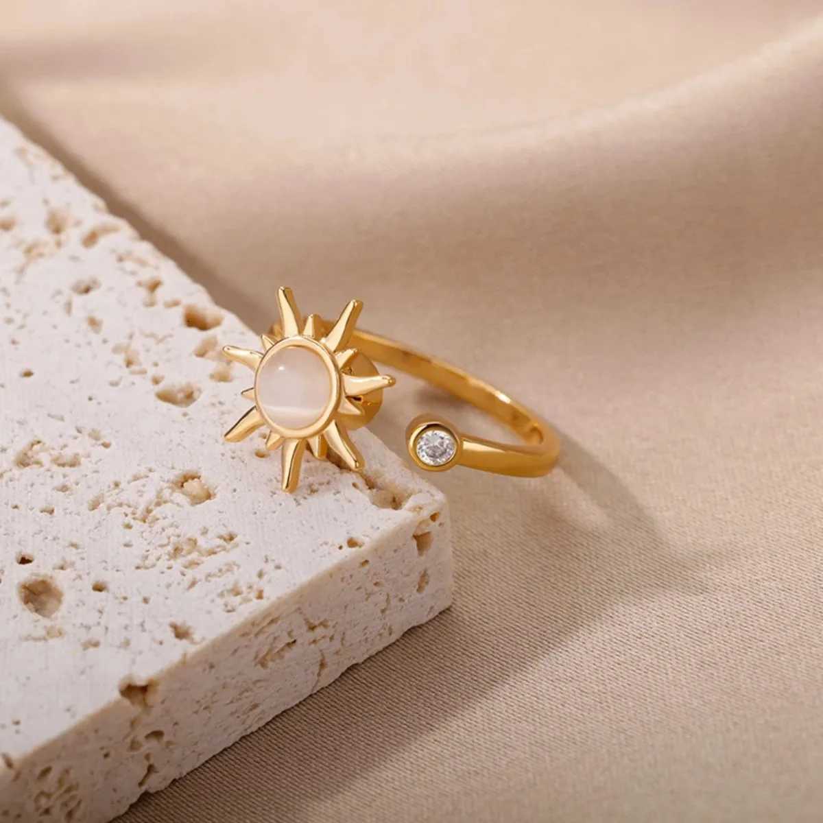 Fashion Birtay Jewelry Gift High quality gold designer diamond ring rings designer for woman engagement love rings Wens AntiStr Anxiety Sun Pendant Sp - view 4