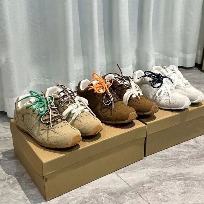 530 SL suede sneakers womens designer sneaker exclusive style ultra light Fabric lining Rubber sole Casual Sports style Comfort Signature Sneakers