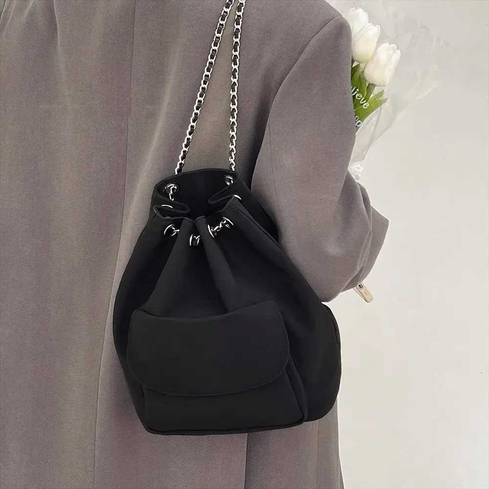 Black Design Fashion Backpack for Women Spring and Summer Casual Travel Drawstring Chain Bucket Bags Girls Nylon Back PacksT251016