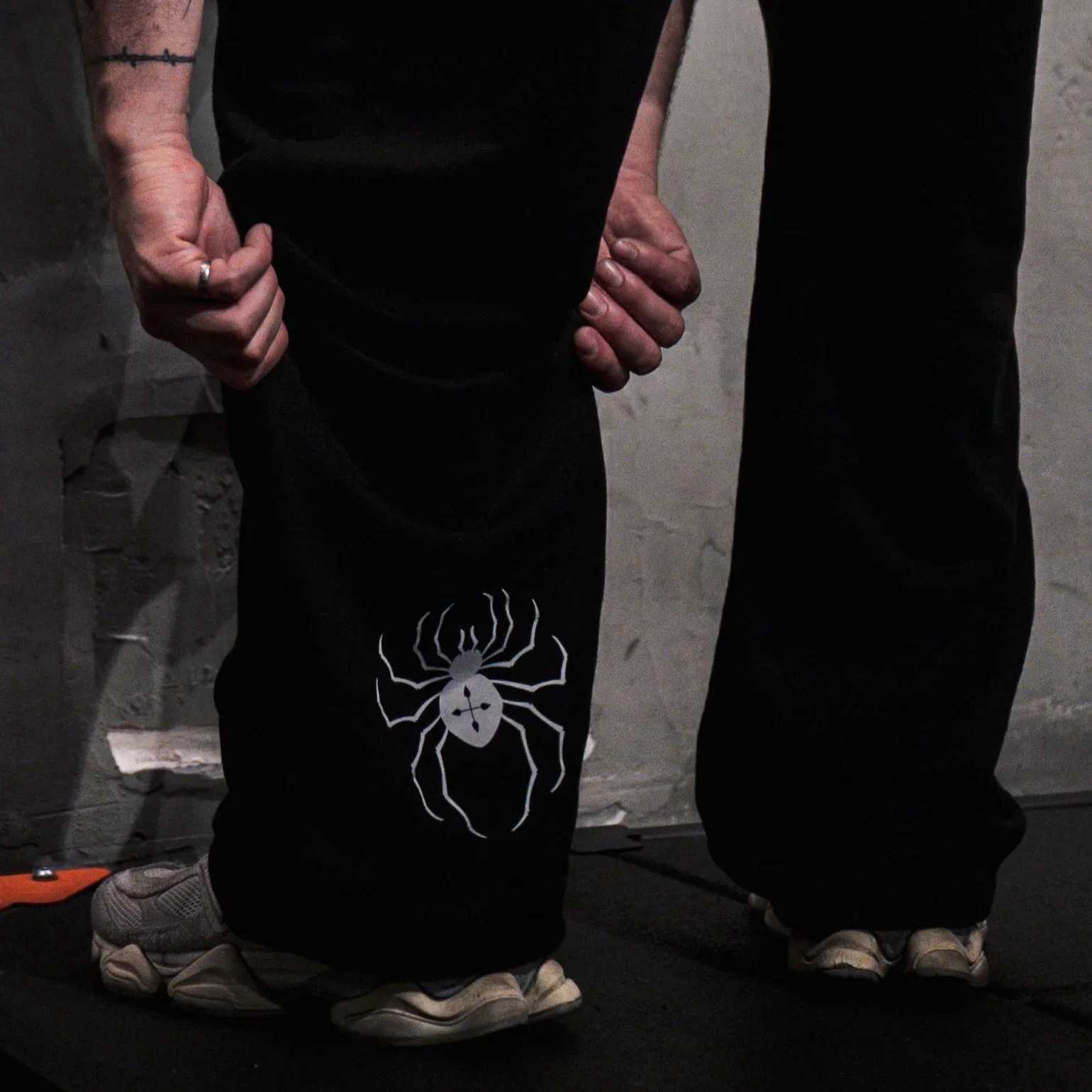 American Fashion Dark RETRO Y2K Hip Hop Harajuku GoTHic Sports Casual Pants Mens Fitness Jogging Pants Street CloTHes J251203