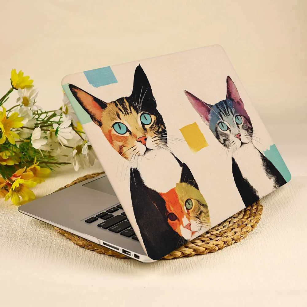 Cat Family Print Hard Case For MacBook M4 Pro 14 16 2023 M2 2022 Air 13 A2681 A2337 M1 2020 A2179 A1932 Air 13 A1466 Air15 A2941W251015