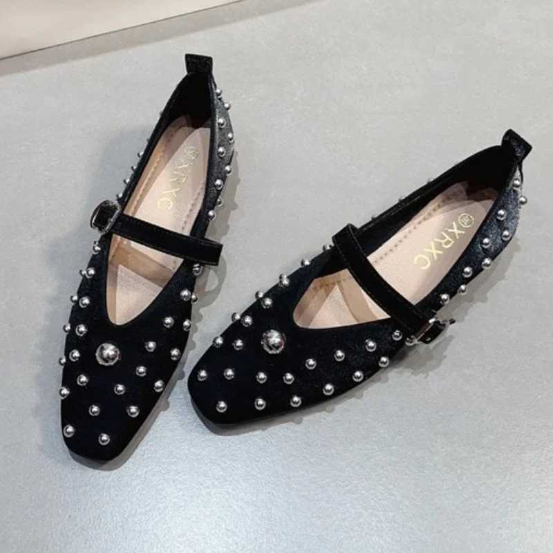 Luxury Metal Rivet Decoration Lowheeled Shoes Women Fashion Square Toe Buckle Brand Designer Shoes Elegant Comfort Office Shoes Z251015