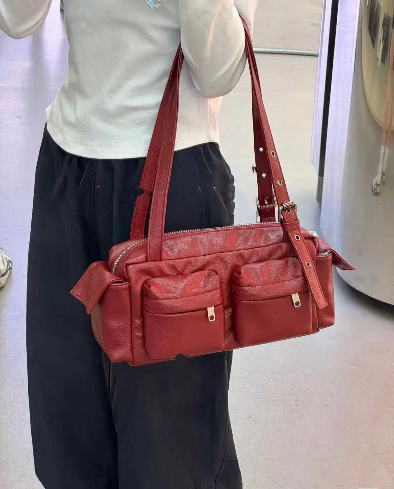 Correct versi Sg Yuqi Kim Chaew Choi Kangkyu same brand as Korean starsMotorcycle Bags Wens Crossbody Ba D251017