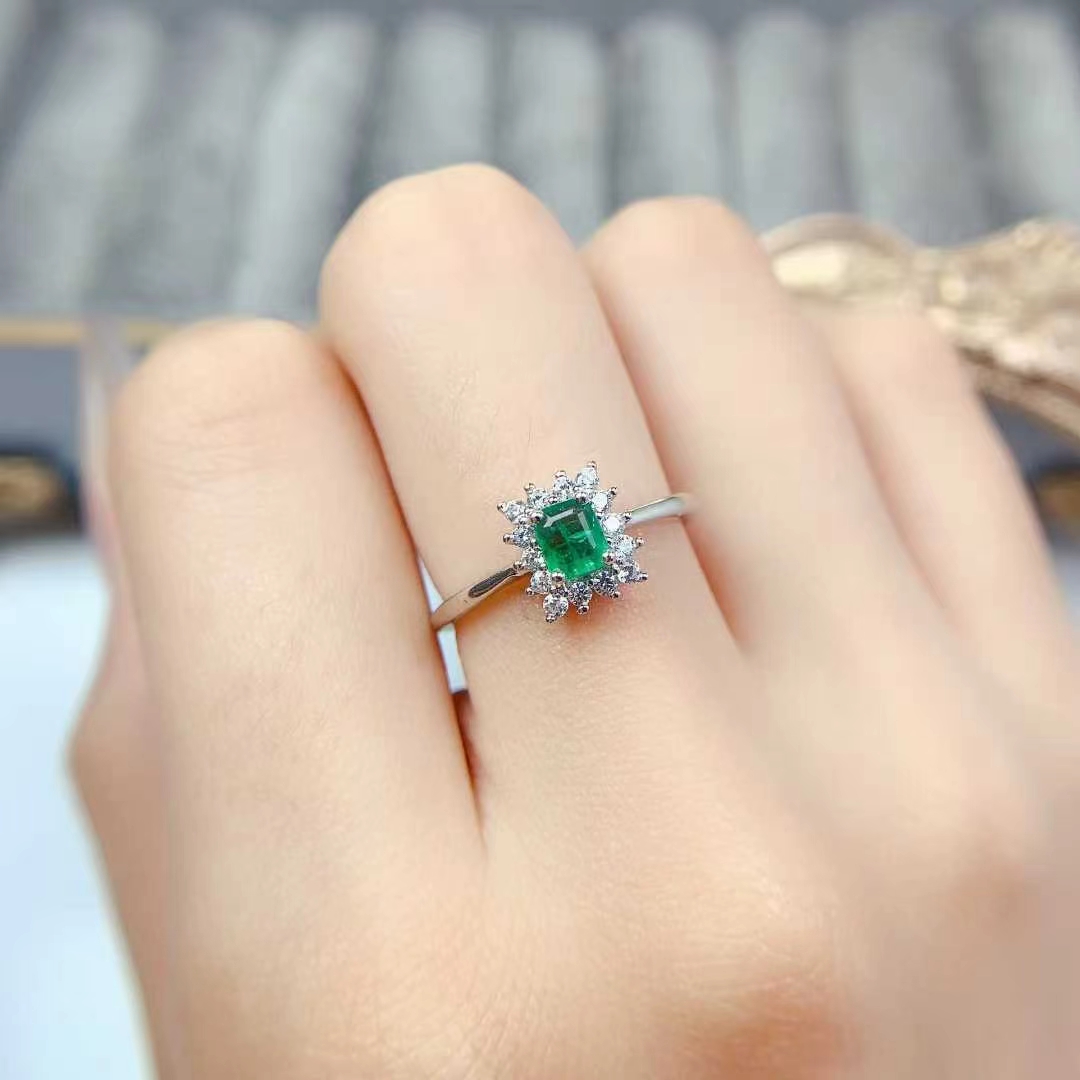 925 silver emerald jewelry real sterling silver gemstone ring 3mm*4mm natural emerald jewelry with certificate