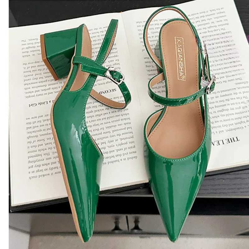 High Quality Patent Leather Buckle Women Sandals Pointed Toe Back Strap Slide Sandals Fashion Comfort hoof heels Designer Shoes Z251015