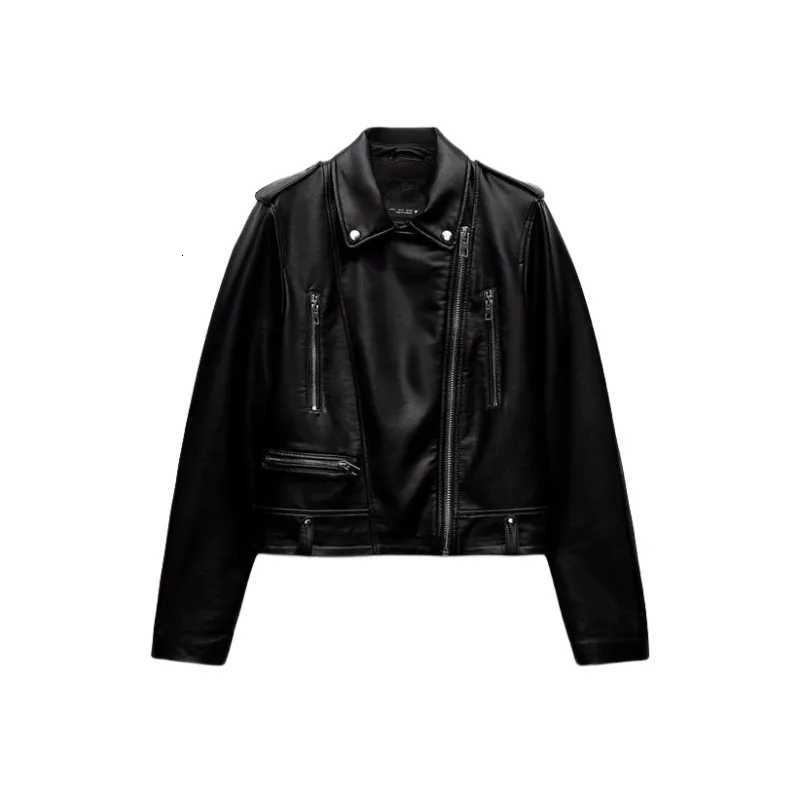 Faux leather biker jacket The new spring 2025 ETJ lapel epaulet zipper adorn a cool black faux leather jacket for womenT251017