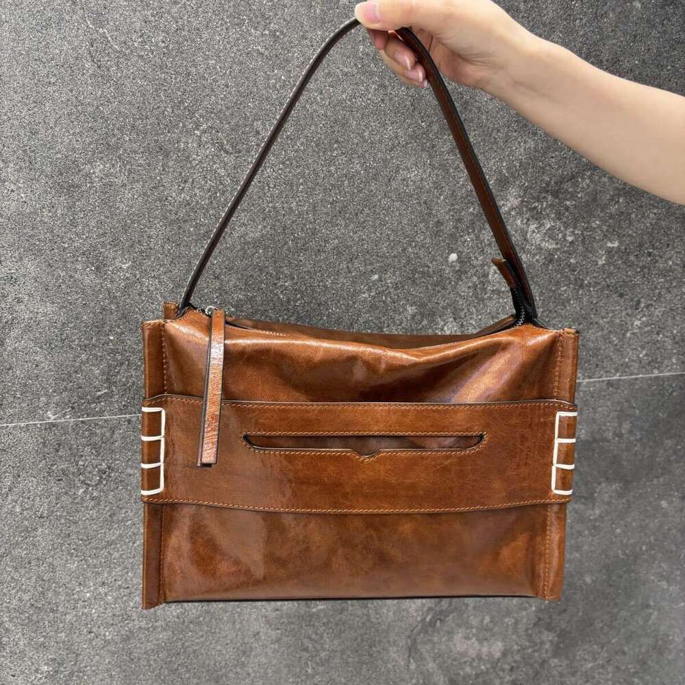 JW First Layer Oil Wax Cowhide Underarm Large Capacity Handbag Commuter Shoulder Crossbody Bag