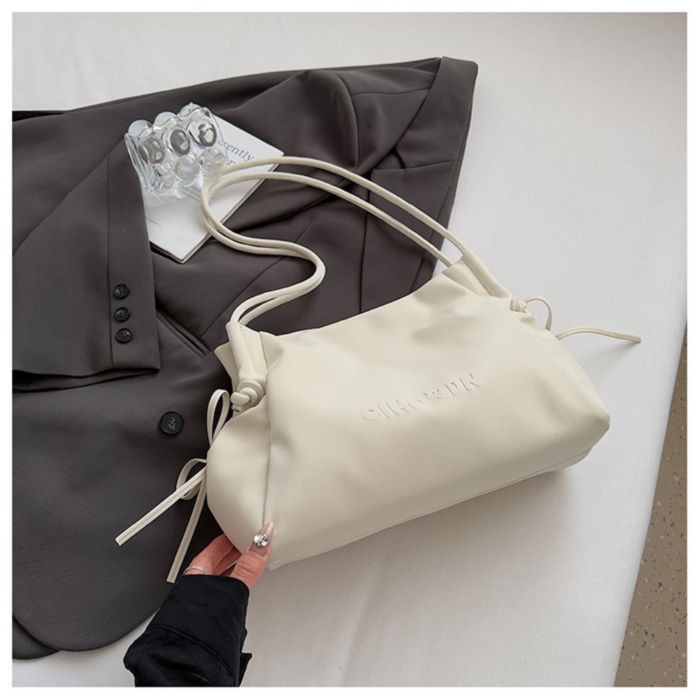 Fashionable High-Sense Womens Shoulder Bag: Spacious Commuting Companion with Comfortable Straps