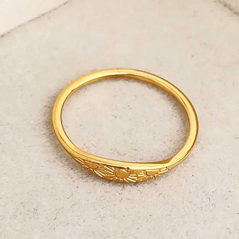 Trendy Stainless Steel Sunlight Stackable Ring for Women Gold Color Ring Fashion Simple Party Christmas Jewelry GiftW251017