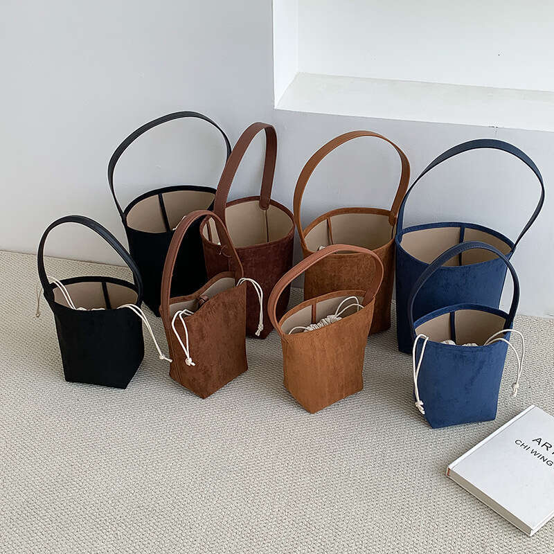 High-End Niche Suede Women's Commuter Large Capacity Shoulder Autumn New Bucket Bag B5