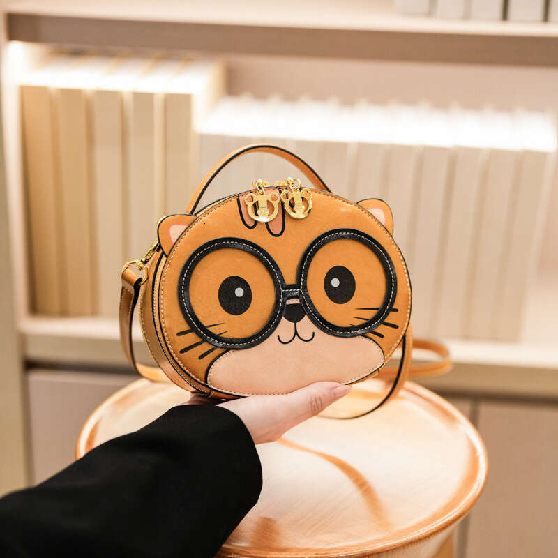 Beibao New Cartoon Design Cat Style Handheld Small Backpack Street Fashion Single Shoulder Crossbody Bag for Women,designer bag Luxury Bag bag tote ba