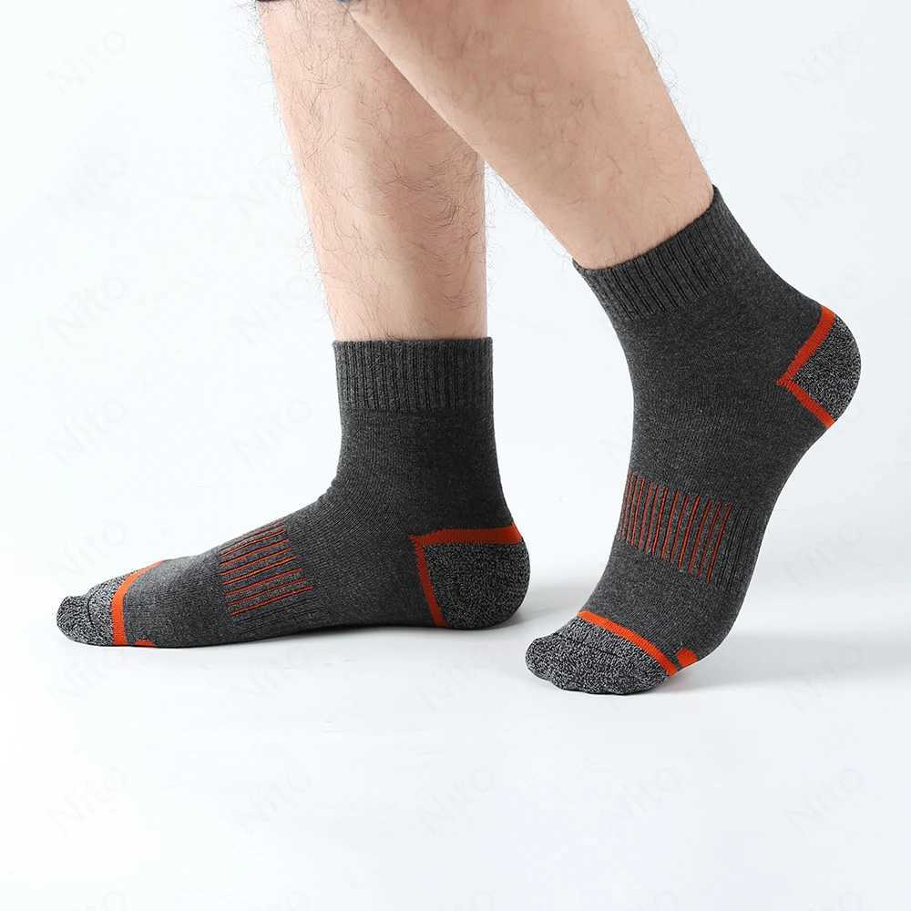 High Quality Lot Mens Socks Casual Breathable Run Sports Socks 5 Pairs Male Cotton Socks Winter Black Socks Men Large size3845 C251017