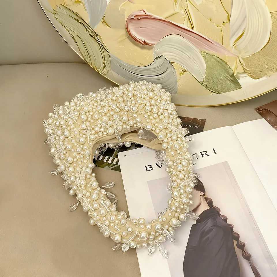 High Quality Pearl Beaded Handmade Women Handbag Fashion Evening Bag Wedding Party Clutch Purse Beads Beading Woven Shoulder Bag Z251017
