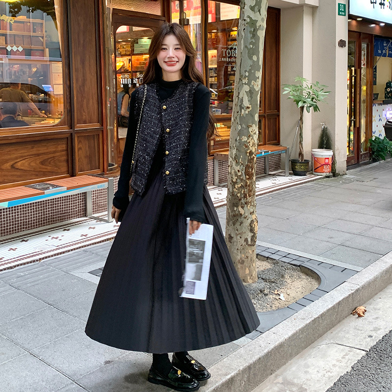 Free shipping designer Two Piece Dress New two piece set with improved quality sequins skirt easy matching fashion