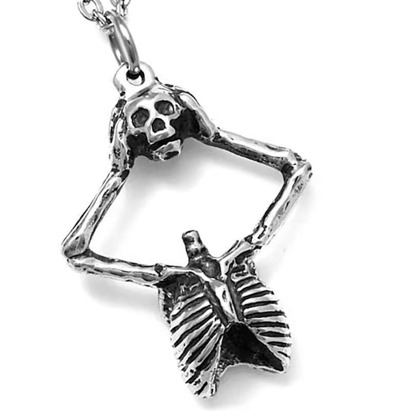 New Halloween Human Skull Head Split in Two Pendant Exaggerated Creative Necklace