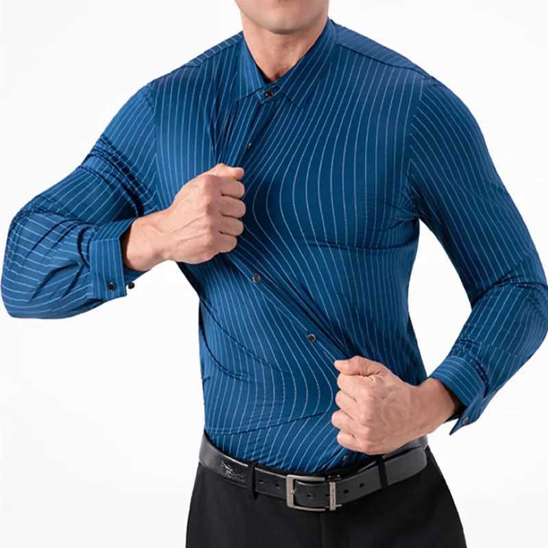 New Stylish Mens Striped Shirt Long Sleeve Business Casual High Elasticity Spring Autumn Seamless Easycare Soft Man Clothing J251017