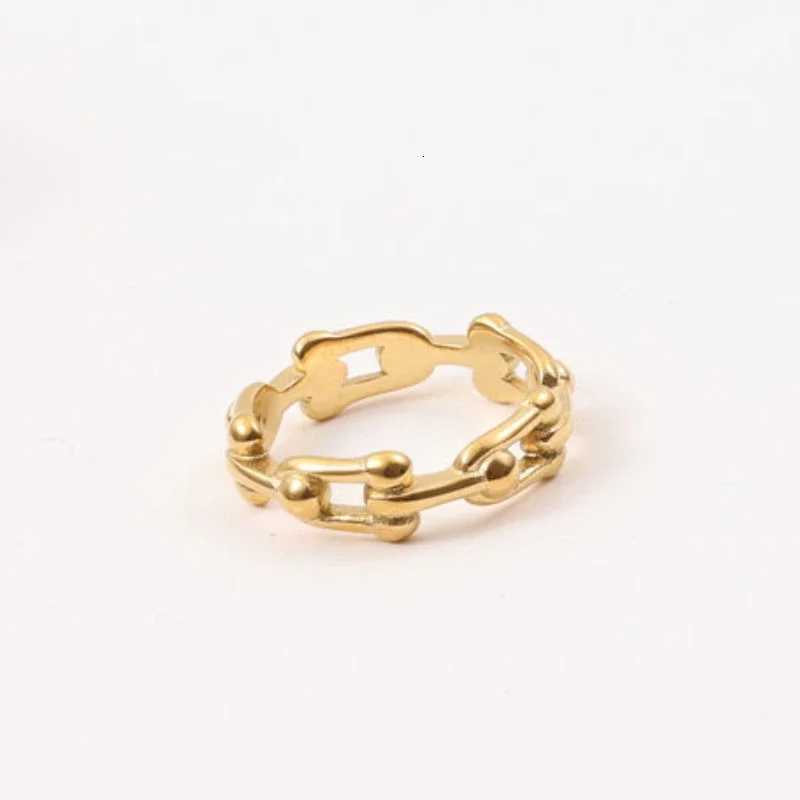 Female New Fashion U Chain Ring for Women PVD Gold Plated Stainless Steel Ring Birthday GiftsW251017