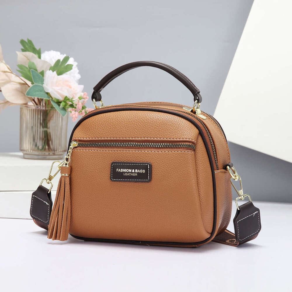 Crossbody for Women 2025 New High-Quality Texture Small Multi-Layer Pocket Round Bag Stylish Commuter Handbag