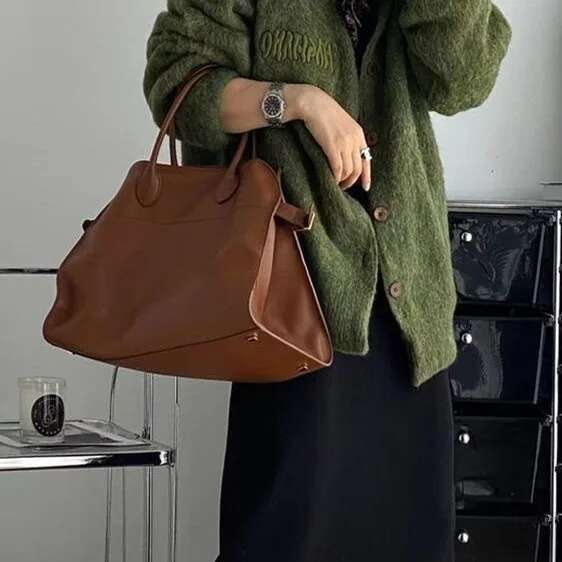 Large Capacity Leather Tote Bag Genuine Cowhide Handbag Celebrity Favorite Vintage Style Open Top Zipper Pocket Chinese Origin