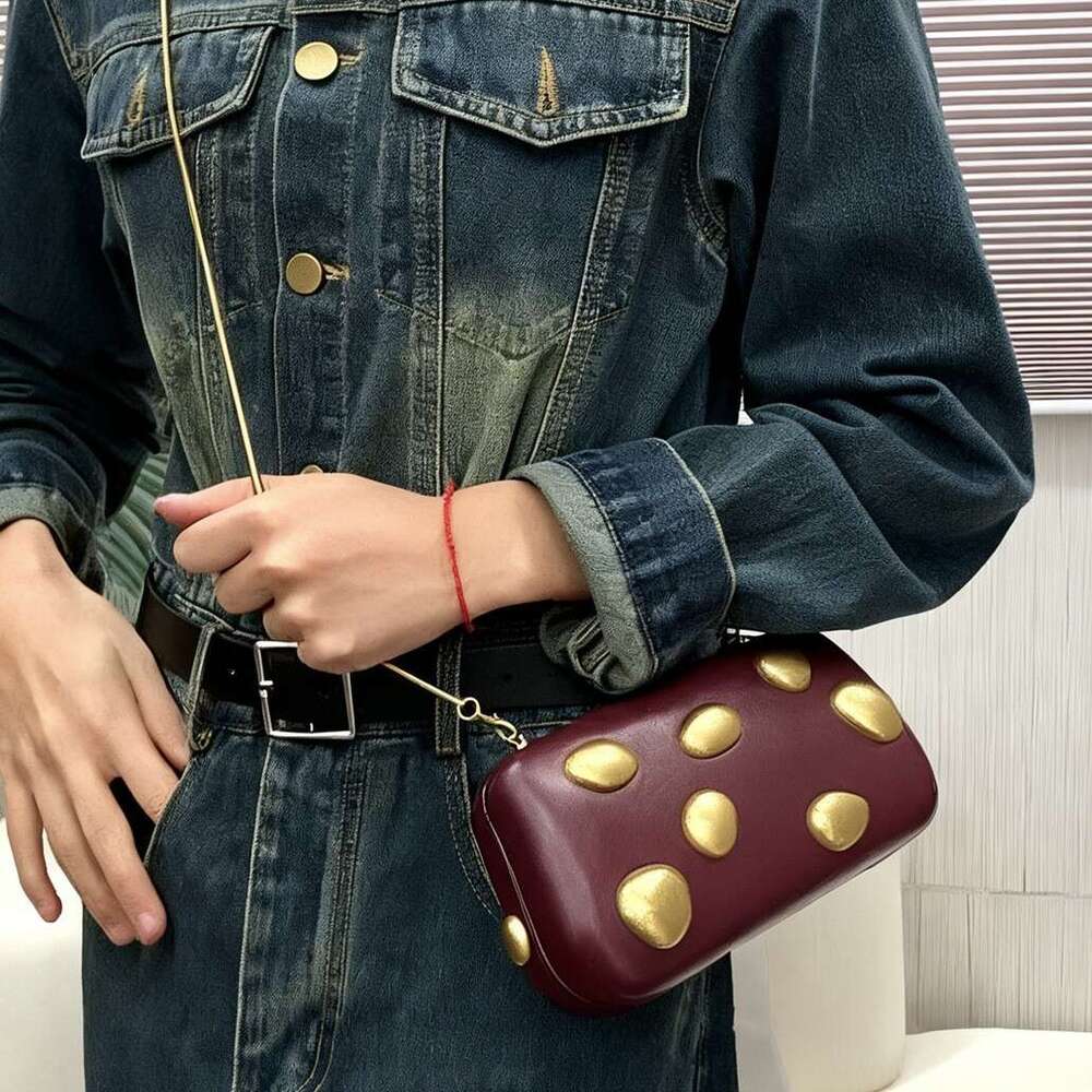 designer bag tote bag Box Bag Clip Small Coin Purse Inlaid with Pebbles Chain Niche Evening Clutch for Women