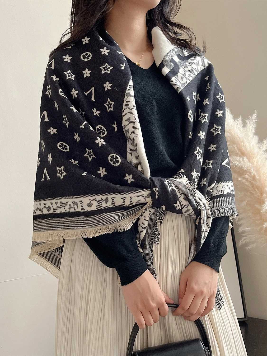 2025 Thick Shawl Wrap Head Scarf for Women Luxury Winter Warm Cashmere Neckerchief Bandana Fashion Print Poncho Bufanda C251017