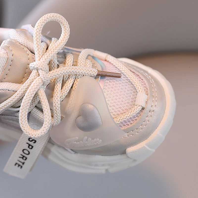 Girls Sports Shoes 2024 Spring and Autumn New Childrens Dad Shoes Mesh shoes boys Versatile Little White ShoesT251017