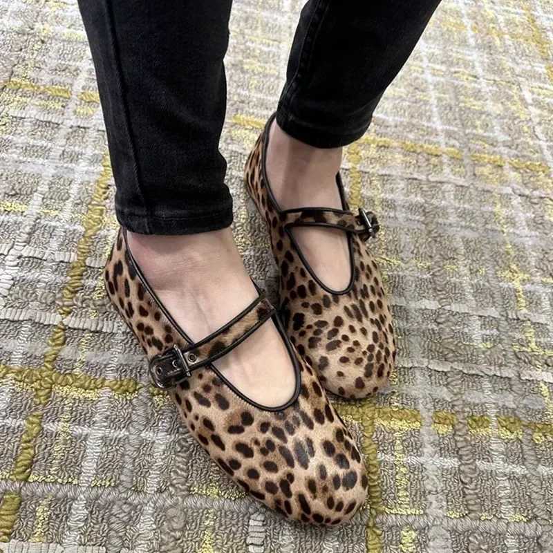 Luxury Brand Designer Leopard Suede Mary Jane Shoes Women Metal Belt Buckle Nonslip Soft Bottom Ballet Shoes Light Cozy Flats Z251015