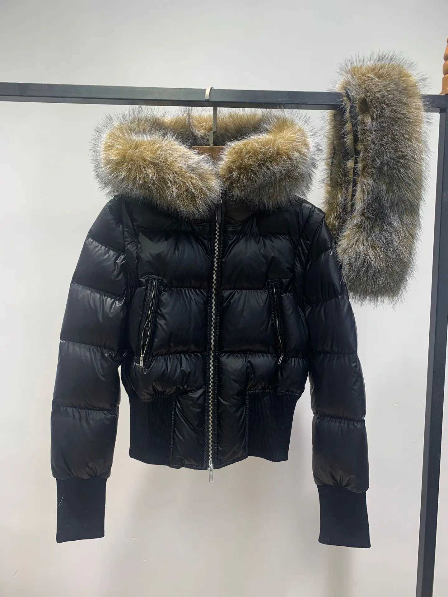 Detachable sleeves short section hair collar down jacket temperament Slim winter warm fluffy womens down jacket 2024 winter new W251016