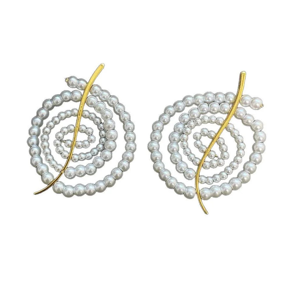 Vintage Metal Spiral Beaded Pearl Stud Earrings for Women Girls Simple Elegant Wedding Jewelry Daily Accessories 251016