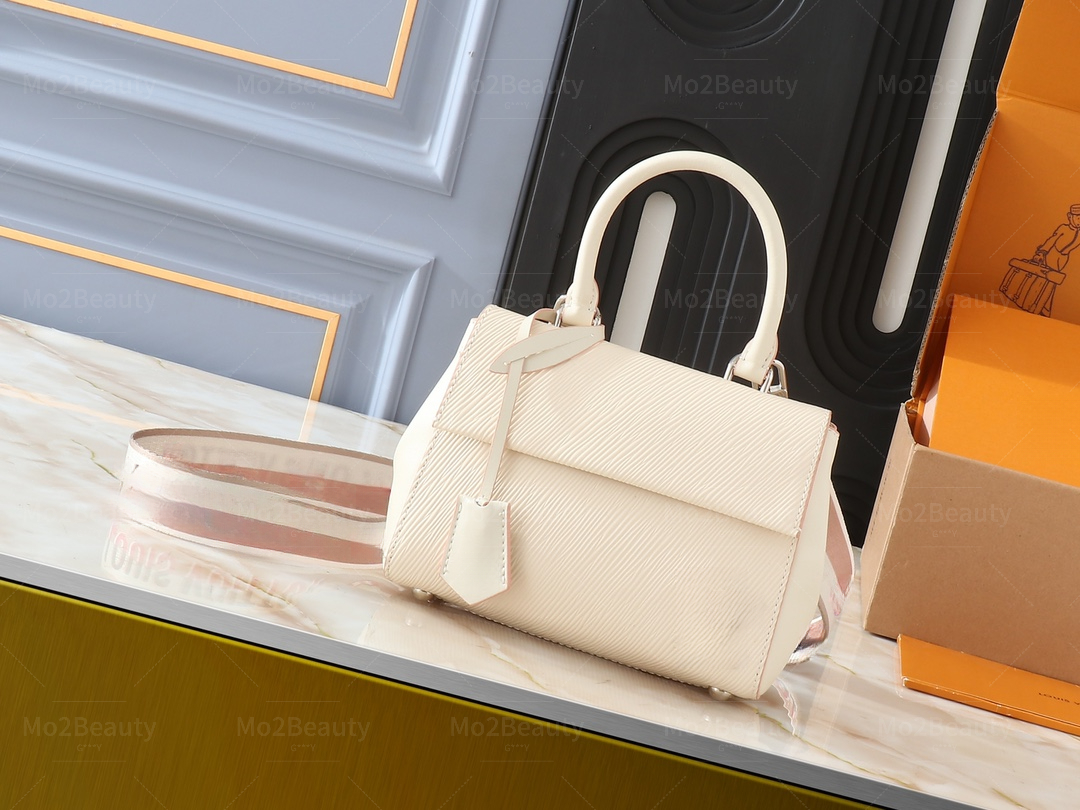 2025 New French style ripplepattern designer handbag luxury bag crossbody bag tote bag shoulder bag women's bag
