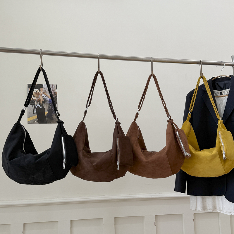 2025 Spring New Fashionable Student Phone Bag Autumn Large Capacity High end Versatile Leisure Minimally Popular Women's Shopping Commuting Shoul