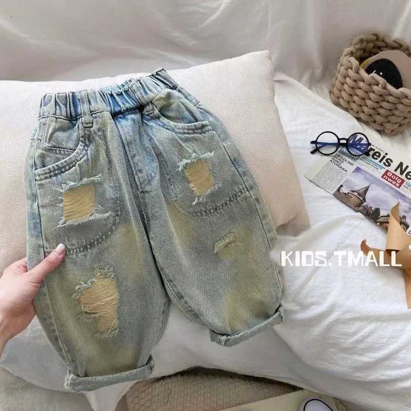 Childrens jeans Spring and Autumn boys casual ripped pants 2025 new baby pants stylish Korean trousersT251017