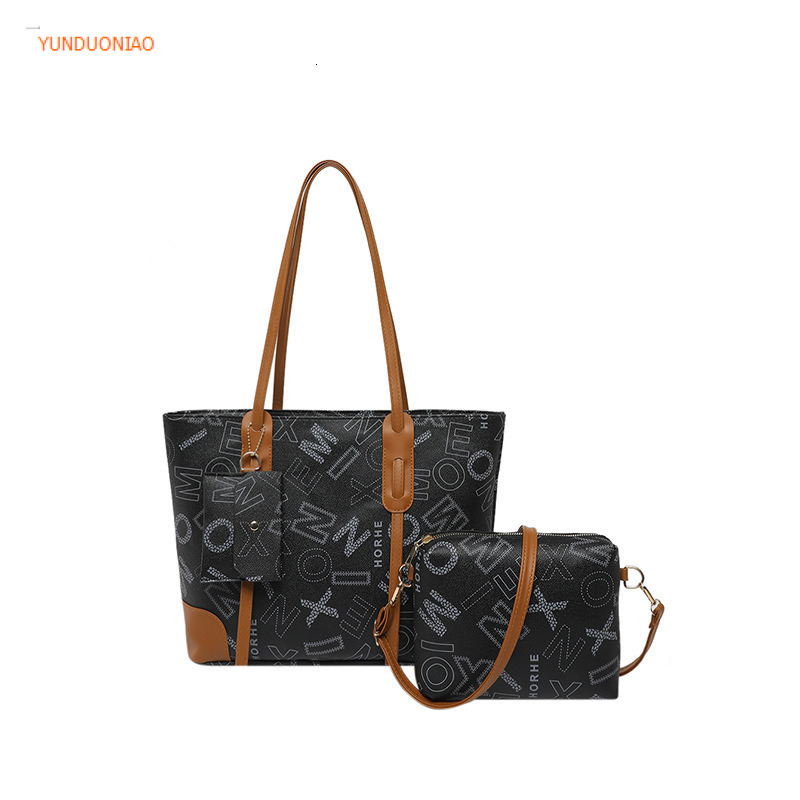 New autumn and winter designer bag large capacity bag fashionable women's shoulder bag luxury handbag versatile commuting bag