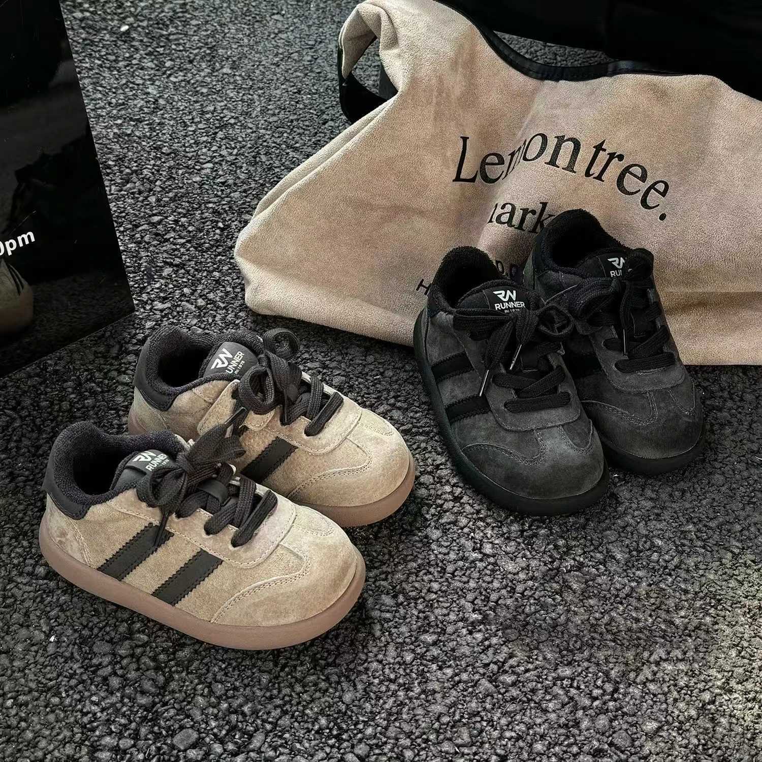 Childrens Casual Shoes 2025 Autumn Winter New Fashion Cross Tied Girls Flats Thicken Warm Comfortable Non Slip Boys SneakersT251017