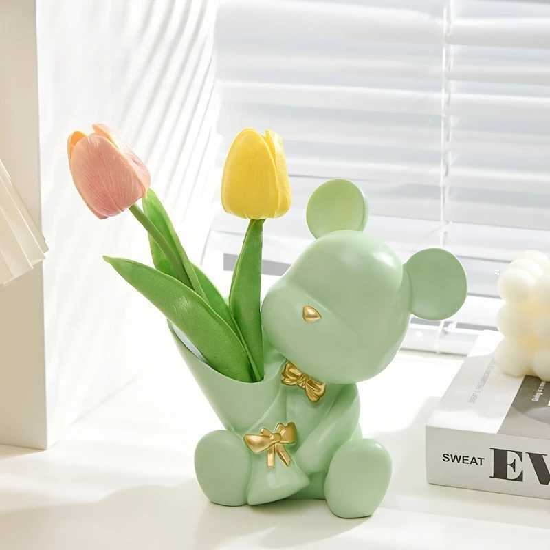 Creative bouquet bear vase ornament flower arrangement home decoration Valentines Day graduation season Mothers Day gifts C251017