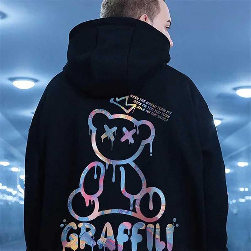 High Street Graffiti Bear Print Mens Fleece Hoodie Retro Autumn Casual Pullover Hooded Sweatshirts Hip Hop Y2K Hoodies Clothes Z251017