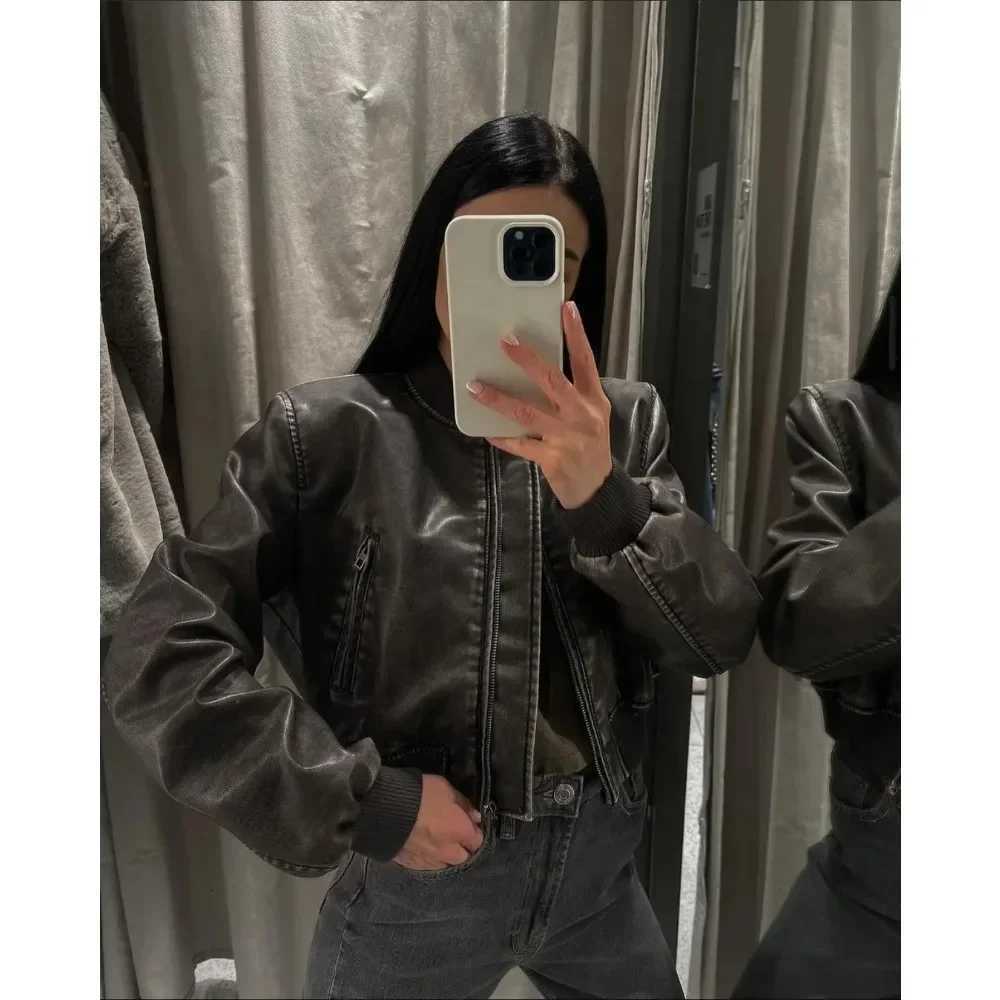 Women Washed Faux Leather Loose Jacket Vintage Gradient Zipper Short Coat Spring Lady Locomotive Chic Ecofriendly leather CoatT251017