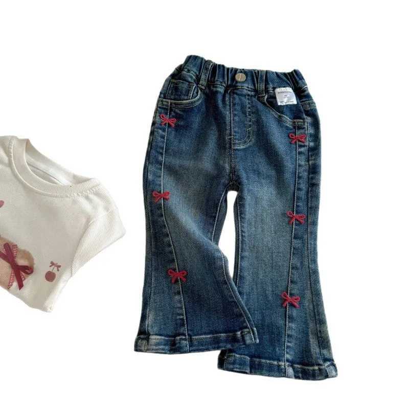 Girls Jeans 2025 Autumn New Style Westernstyle Bow Korean Casual Childrens Denim Bell Bottom Pants Daily WearT251017