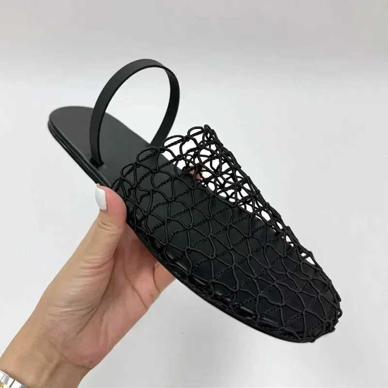 Novelty Mesh Flat Sandals Women Designer Weaving Hollow Breathable Mules Slippers Summer Light Comfort Slingbacks Slide Sandals Z251015