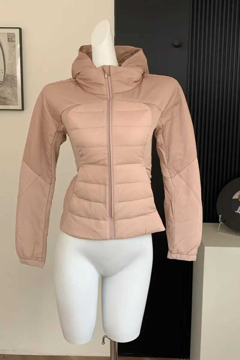 Womens Ultra Light Down Jacket 90 White Duck Down Female Slim Fit Down Yoga Trendy Portable Hoodie Outwear Coats DJ03 W251016