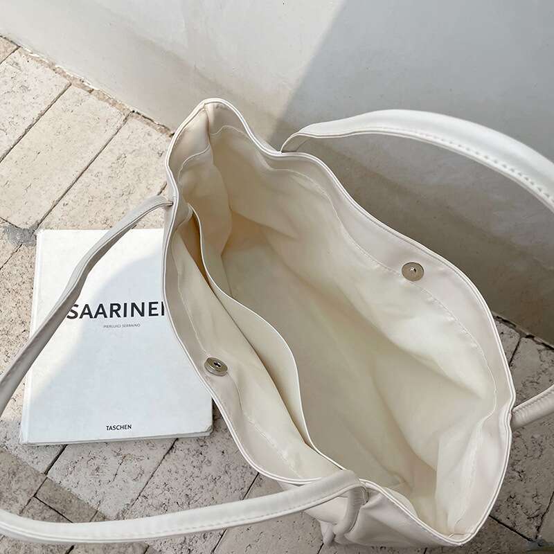 New Korea Style Big Shoulder Tote Bag Simple Design Large Capacity Girl Women Casual Shopping Underarm Bag