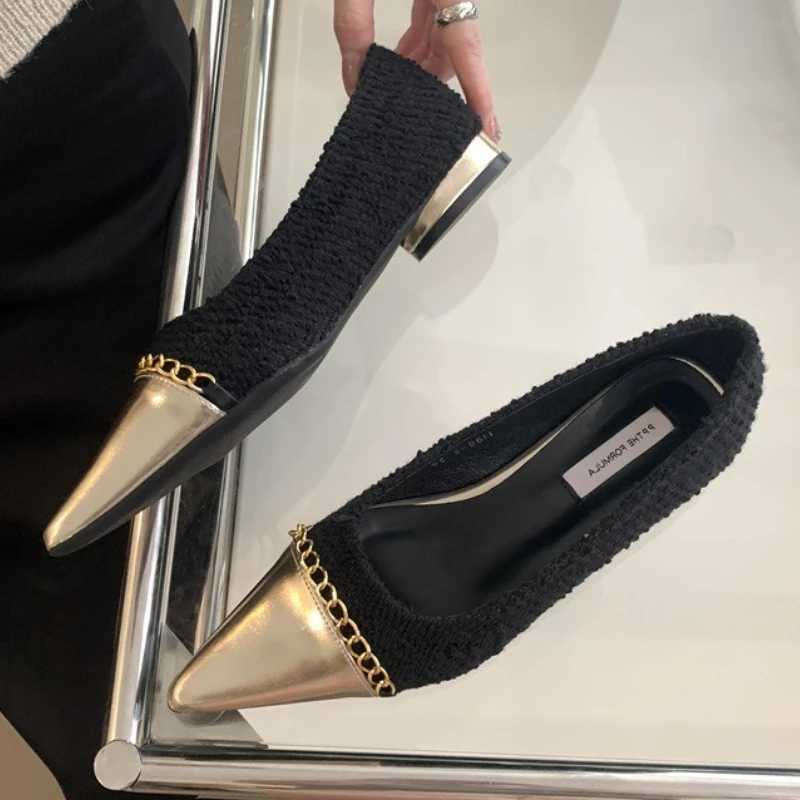 Fashion Metal Chain Decoration Lowheeled Shoes Women Elegant Pointed Toe Shallow Brand Designer Shoes Comfort Zapatos De Mujer Z251015