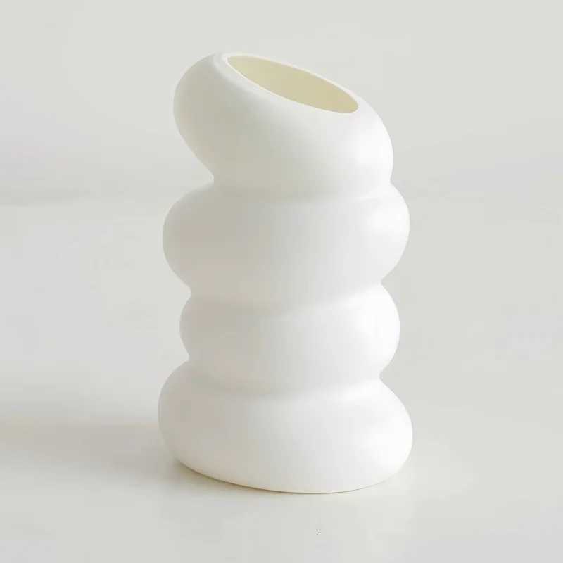 1piece plastic spiral vase Nordic creative flower arrangement container decoration C251017