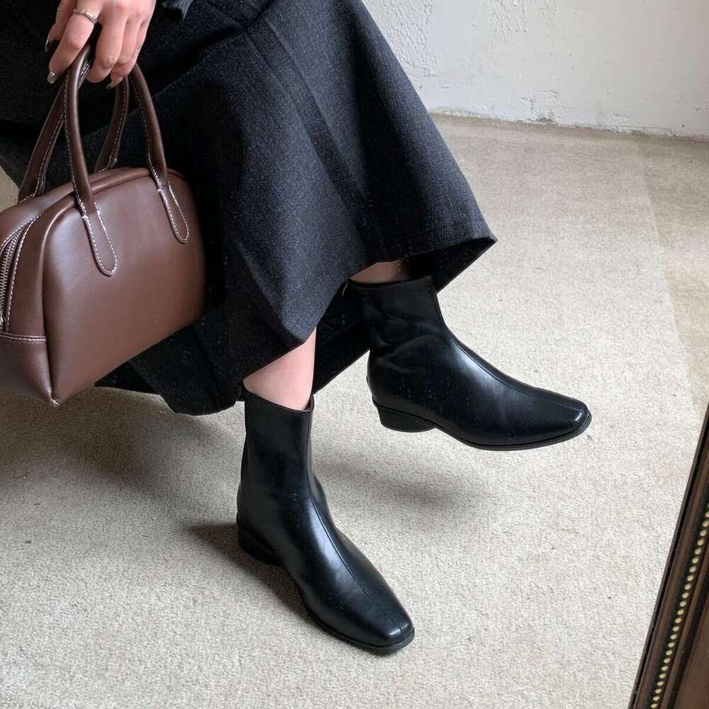 2025 Autumn New Women's Designer Shoe - Korean Style Fashionable Short Boots, Square Toe Slim Thick Low Heel with Convenient Back Zipper
