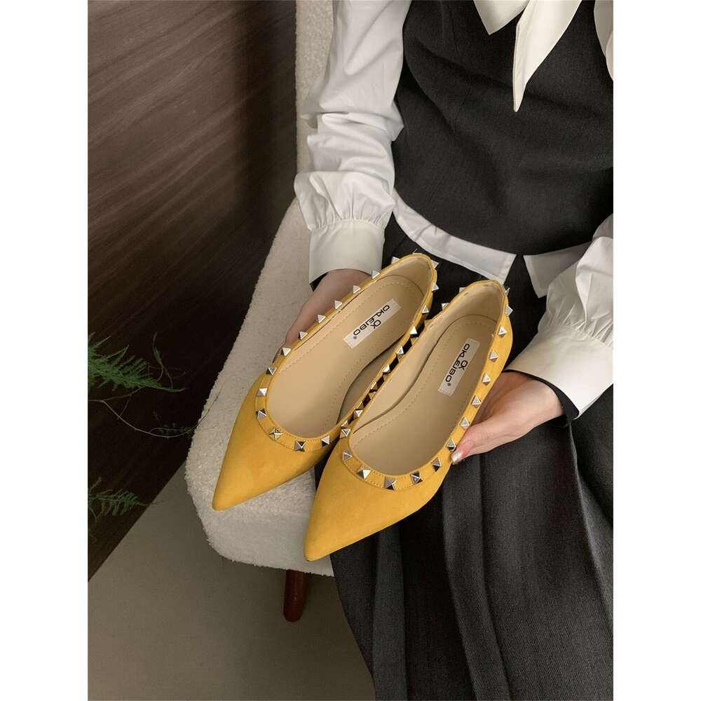 Women's Designer Shoe Petite Pointed Toe Hidden Wedge 2.5CM Sole Suede Rose Red Studded Shallow Sexy Low Heel Single Shoes Date Night Essential