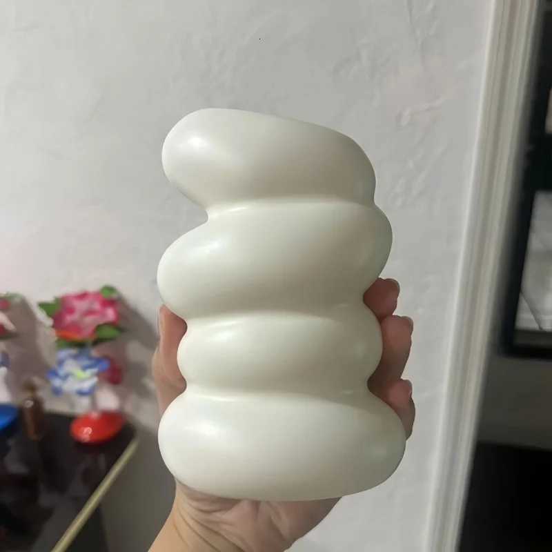1piece plastic spiral vase Nordic creative flower arrangement container decoration C251017