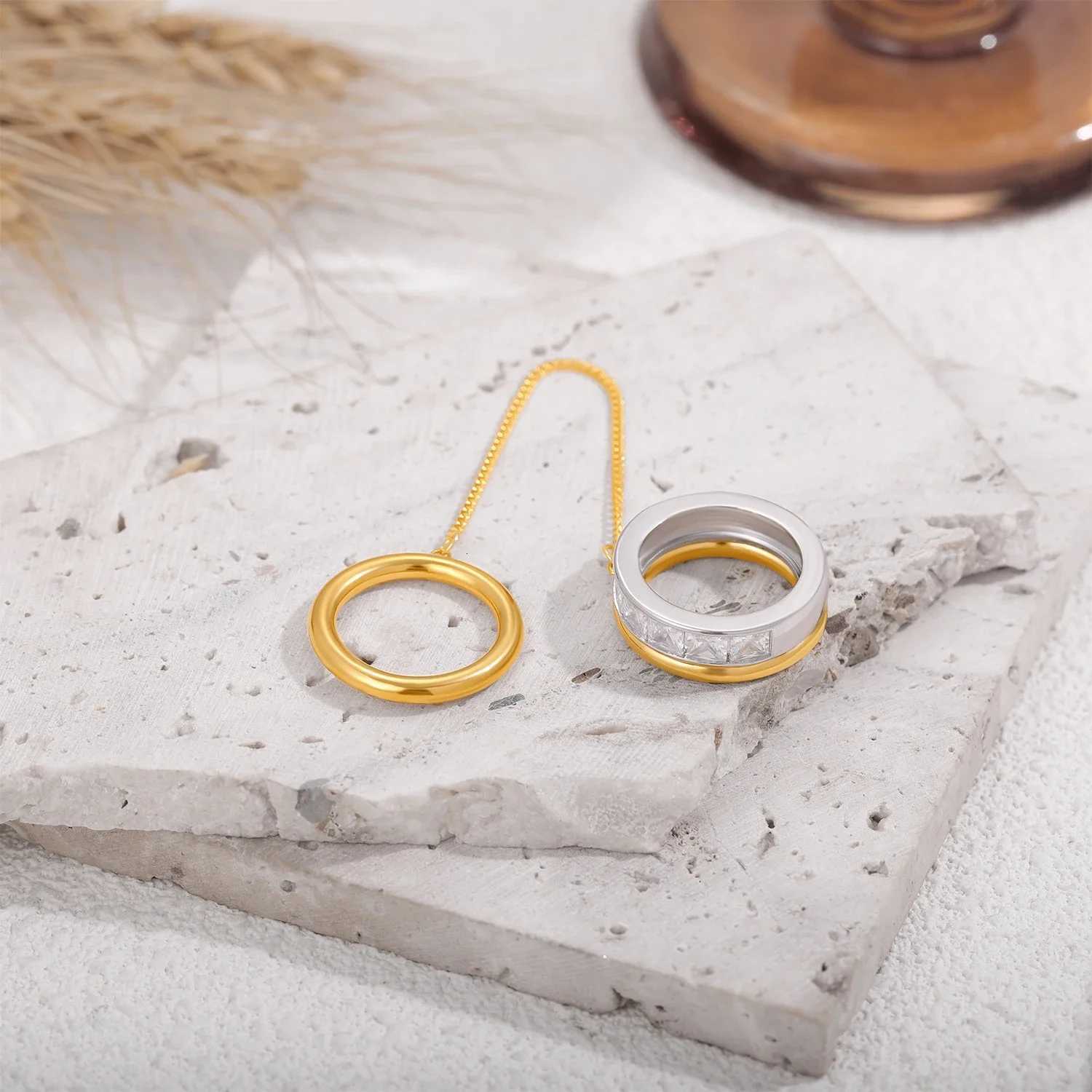 Fashion CZ Zircon Stainless Steel Double Layer Chain Ring for Women Gold Plated Tassel Link Ring Hip Hop Jewelry Waterproof Z251017