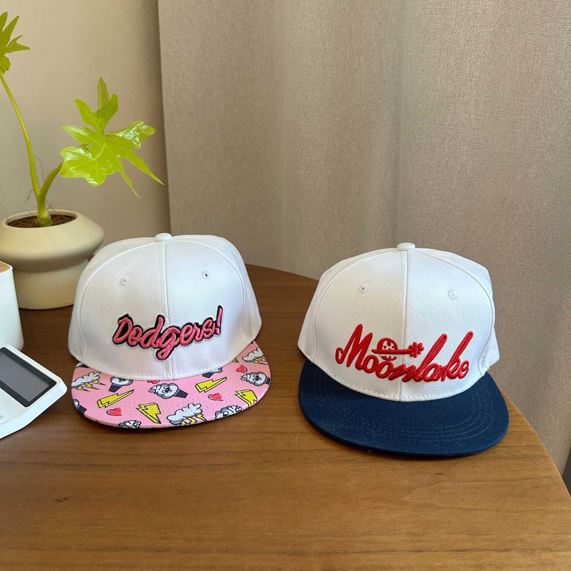 Hip Hop Hat American Style Unisex Spring Autumn Fashion Baseball Cap Student Flat Brim Hat Summer Sun Visor Hat Face Slimming W251017